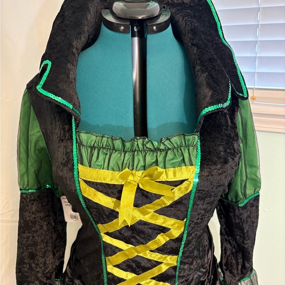 NWT WONDERLAND Green Black Costume Princess Witch Pirate Maiden Long dress - Picture 2 of 6